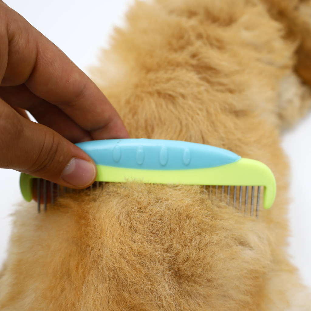 dog-pin-combs