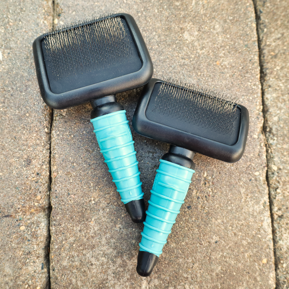 slicker dog brushes