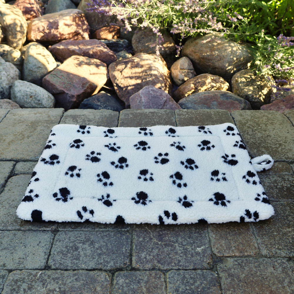 slumber pet paw print washable dog bed