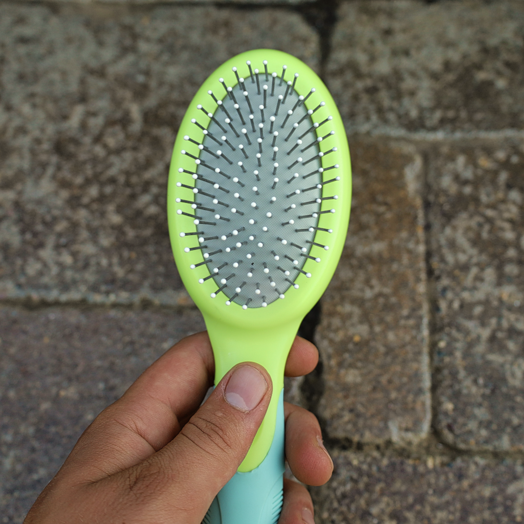 u groom brushes