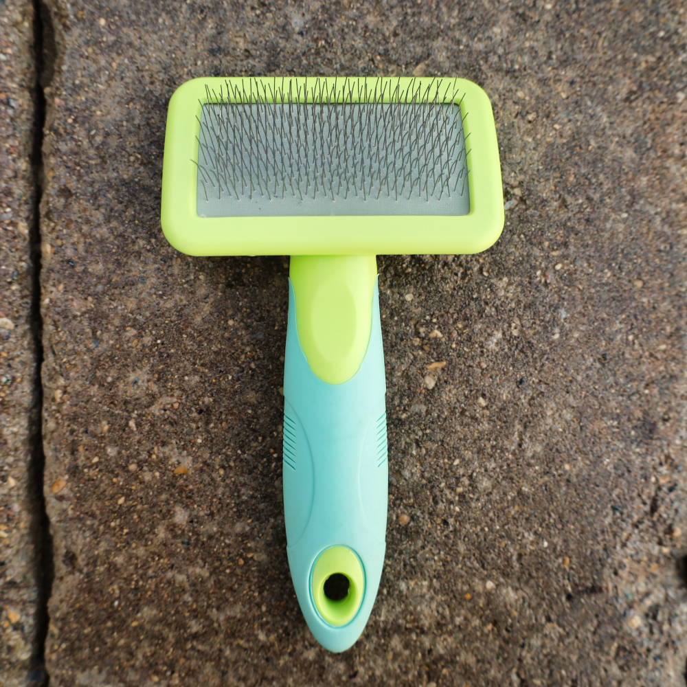Pastel Slicker Brush